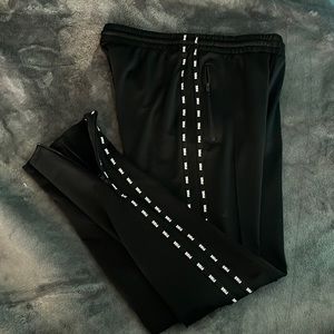 Vs pink joggers